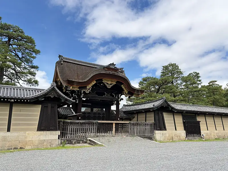 京都御所 建春門