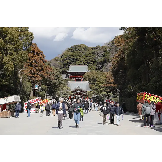 鶴岡八幡宮